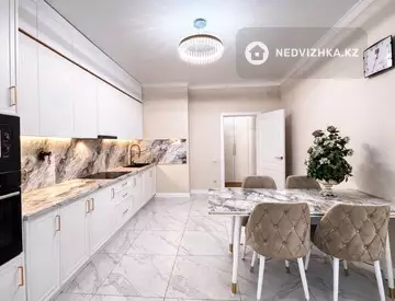 3-комнатная квартира, этаж 6 из 16, 108 м²