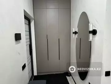 3-комнатная квартира, этаж 14 из 18, 90 м²