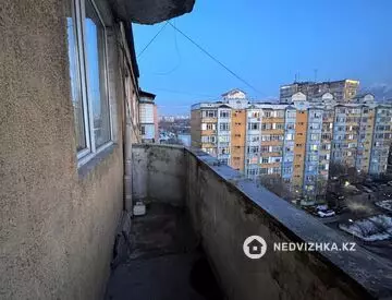 1-комнатная квартира, этаж 9 из 9, 50 м²