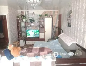 2-комнатная квартира, этаж 3 из 5, 43 м²