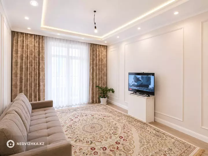 116.8 м², 4-комнатная квартира, этаж 1 из 9, 117 м², изображение - 1
