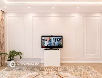 4-комнатная квартира, этаж 1 из 9, 117 м²