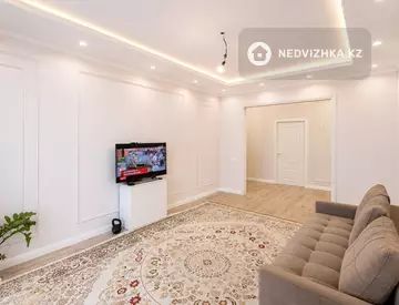 4-комнатная квартира, этаж 1 из 9, 117 м²
