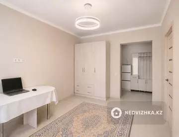 1-комнатная квартира, этаж 5 из 10, 39 м²