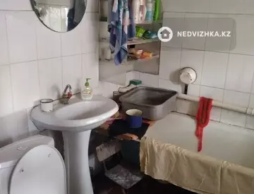 5-комнатный дом, 6 соток, 70 м²