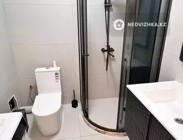 1-комнатная квартира, этаж 3 из 6, 45 м², На длительный срок