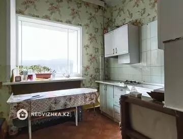 3-комнатная квартира, этаж 2 из 3, 56 м²