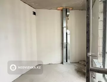 1-комнатная квартира, этаж 11 из 17, 40 м²