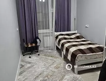 4-комнатная квартира, этаж 3 из 5, 83 м²