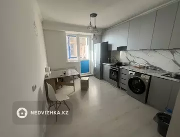 1-комнатная квартира, этаж 15 из 15, 46 м²