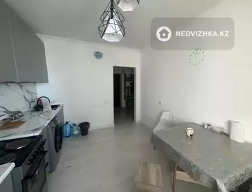 1-комнатная квартира, этаж 15 из 15, 46 м²