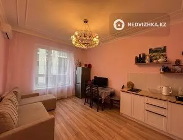 2-комнатная квартира, этаж 3 из 9, 42 м²