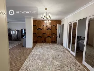 5-комнатная квартира, этаж 12 из 17, 311 м²
