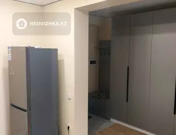 2-комнатная квартира, этаж 3 из 13, 49 м²