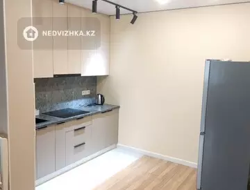 2-комнатная квартира, этаж 3 из 13, 49 м²