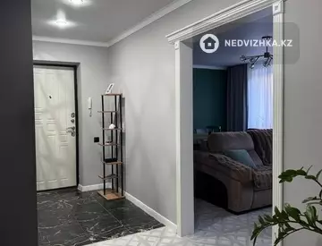 3-комнатная квартира, этаж 2 из 9, 82 м²