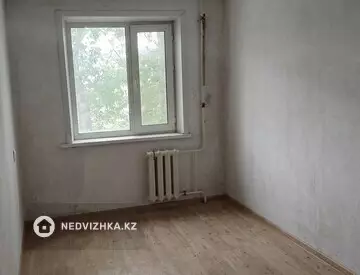 2-комнатная квартира, этаж 4 из 5, 44 м²