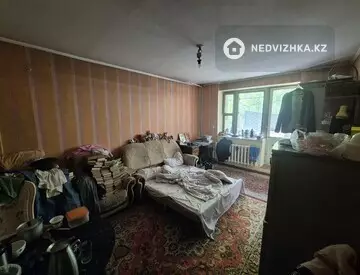 4-комнатная квартира, этаж 1 из 5, 98 м²