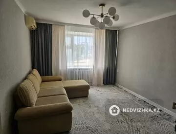 2-комнатная квартира, этаж 3 из 5, 62 м², Посуточно