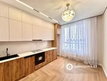 3-комнатная квартира, этаж 6 из 12, 70 м²