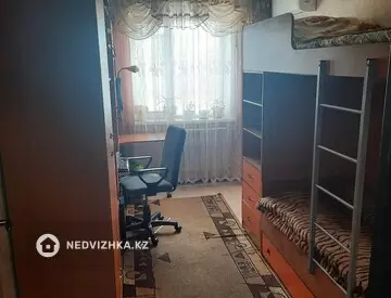 3-комнатная квартира, этаж 4 из 5, 61 м²