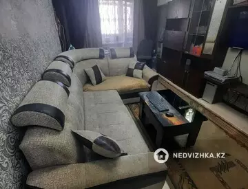 3-комнатная квартира, этаж 4 из 5, 61 м²
