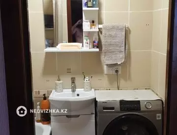 3-комнатная квартира, этаж 9 из 9, 66 м²
