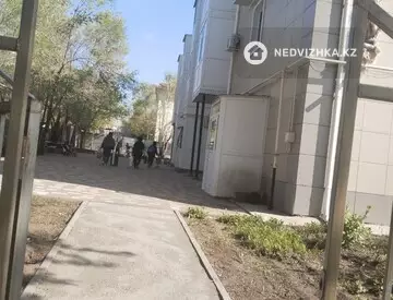 2-комнатная квартира, этаж 1 из 3, 63 м²