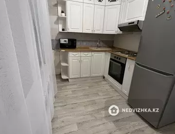 2-комнатная квартира, этаж 3 из 5, 44 м²