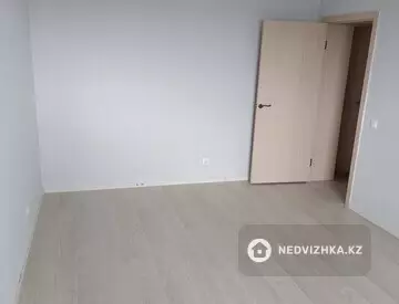1-комнатная квартира, этаж 8 из 9, 36 м²