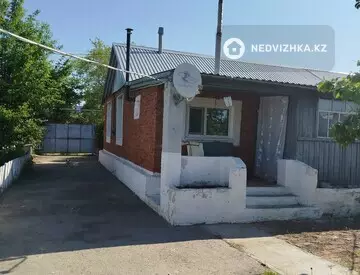 4-комнатная часть дома, 606 соток, 76 м²