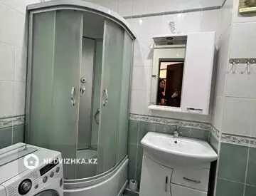 1-комнатная квартира, этаж 8 из 9, 57 м²