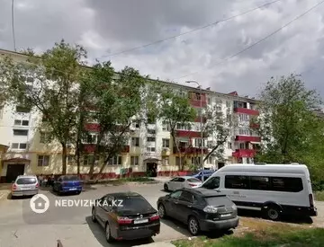 3-комнатная квартира, этаж 1 из 5, 58 м²