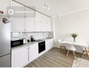 2-комнатная квартира, этаж 9 из 9, 57 м²