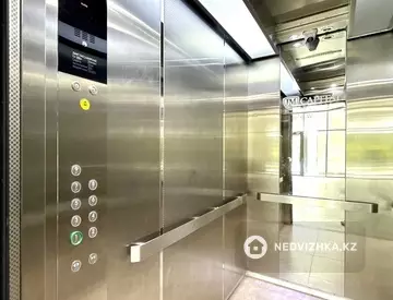 4-комнатная квартира, этаж 7 из 9, 120 м²