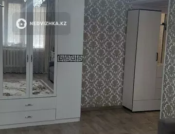 1-комнатная квартира, этаж 1 из 5, 30 м²