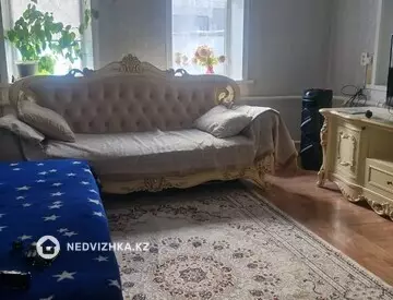7-комнатный дом, 8 соток, 100 м²