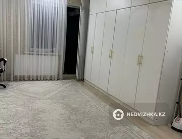 2-комнатная квартира, этаж 9 из 9, 85 м²