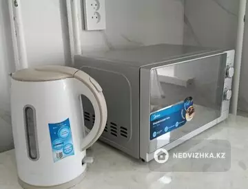 4-комнатная квартира, этаж 2 из 5, 38 м², Посуточно