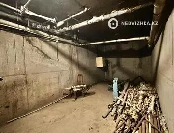 Офис, Магазин и др., этаж 1 из 12, 220 м²