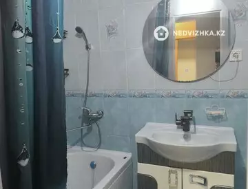 2-комнатная квартира, этаж 4 из 5, 56 м², На длительный срок