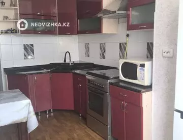 2-комнатная квартира, этаж 4 из 5, 56 м², На длительный срок