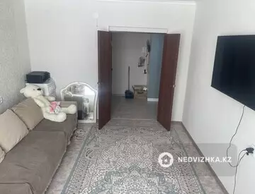 2-комнатная квартира, этаж 3 из 5, 65 м²
