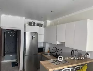 2-комнатная квартира, этаж 3 из 5, 65 м²