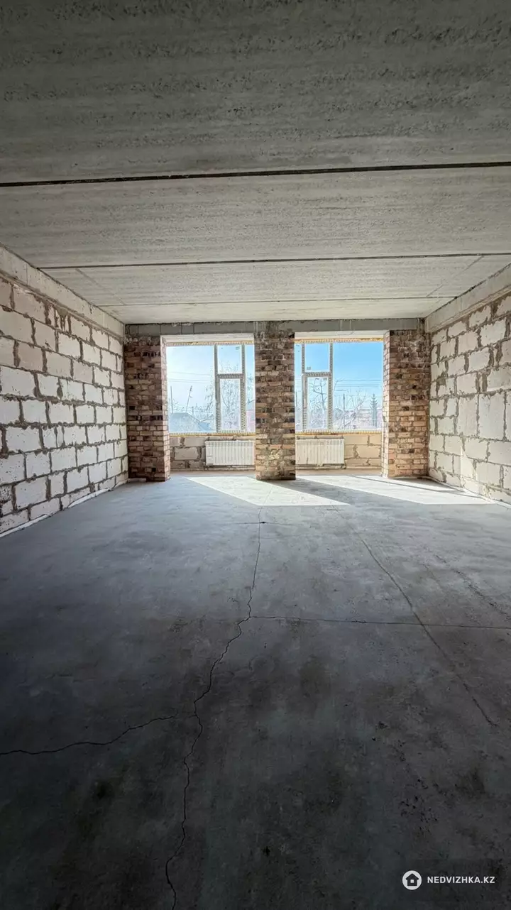 60 м², 2-комнатная квартира, этаж 3 из 6, 60 м², изображение - 1