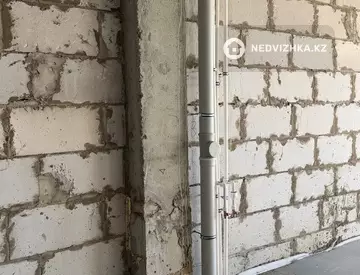 2-комнатная квартира, этаж 3 из 6, 60 м²