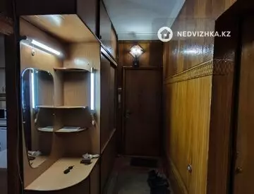 2-комнатная квартира, этаж 7 из 8, 58 м², На длительный срок
