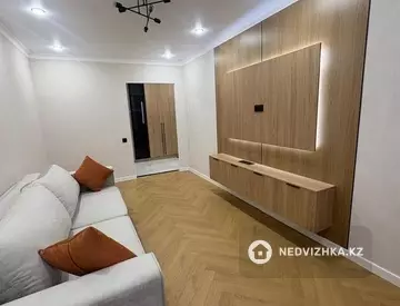 1-комнатная квартира, этаж 3 из 9, 36 м²
