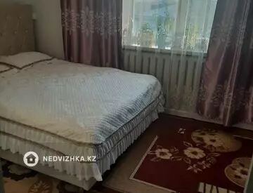 2-комнатная квартира, этаж 4 из 4, 50 м²