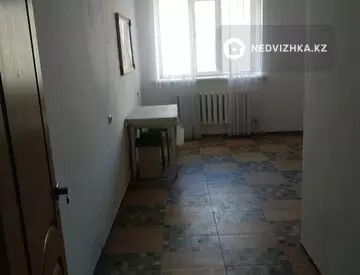 3-комнатная квартира, этаж 4 из 12, 99 м²